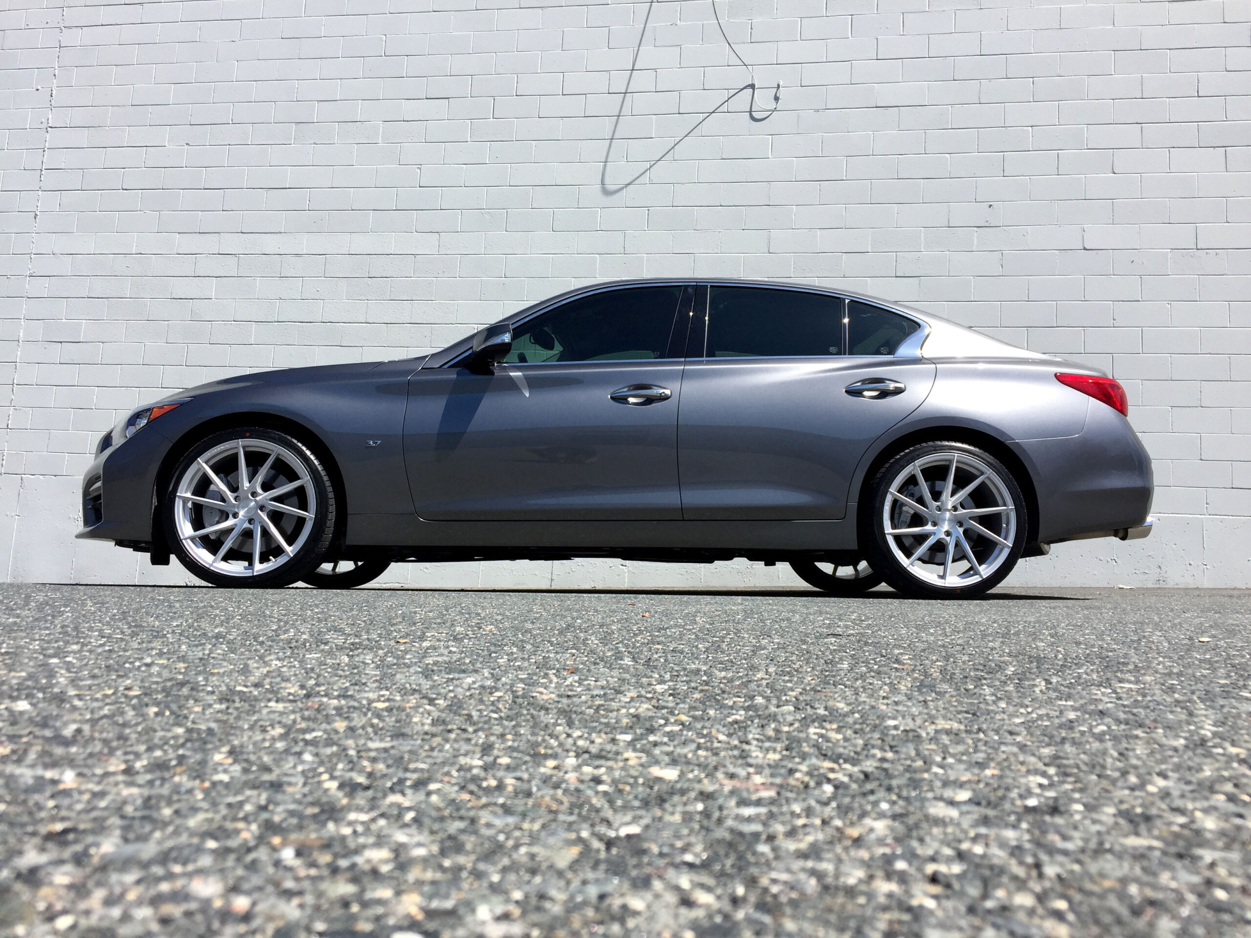 poke stance q50